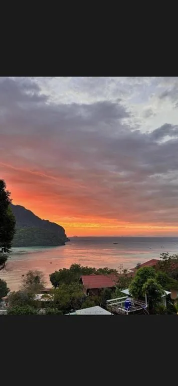 The view Hostel – Photos 13